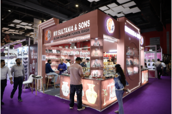 Exhibitor 06
